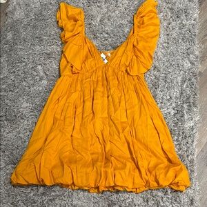 Women's Ruffle sleeve bubble dress